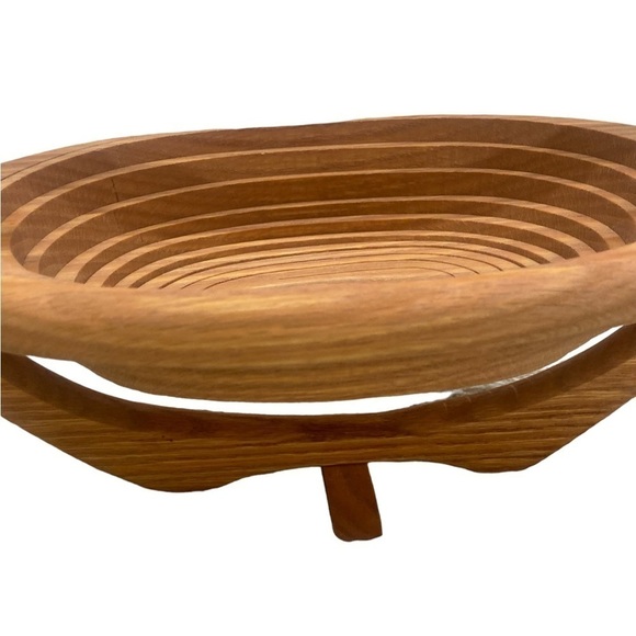 Wooden Ways oval oak wood Folding Basket handcrafted in the USA felt bottoms - Picture 3 of 12